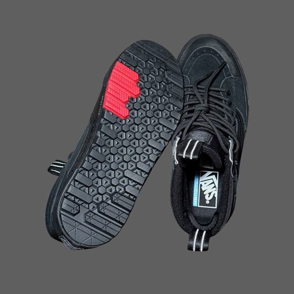 Vans Sk8-Hi MTE Waterproof Insulated Black Suede Men’s 7 All Weather - Picture 4 of 6